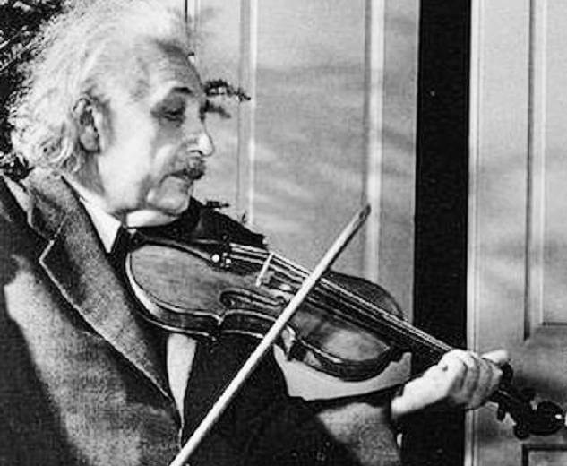 Einstiein and Music - Northern Virginia Suzuki Violin Studio Einstein Playing Violin Illustrates Human Potential